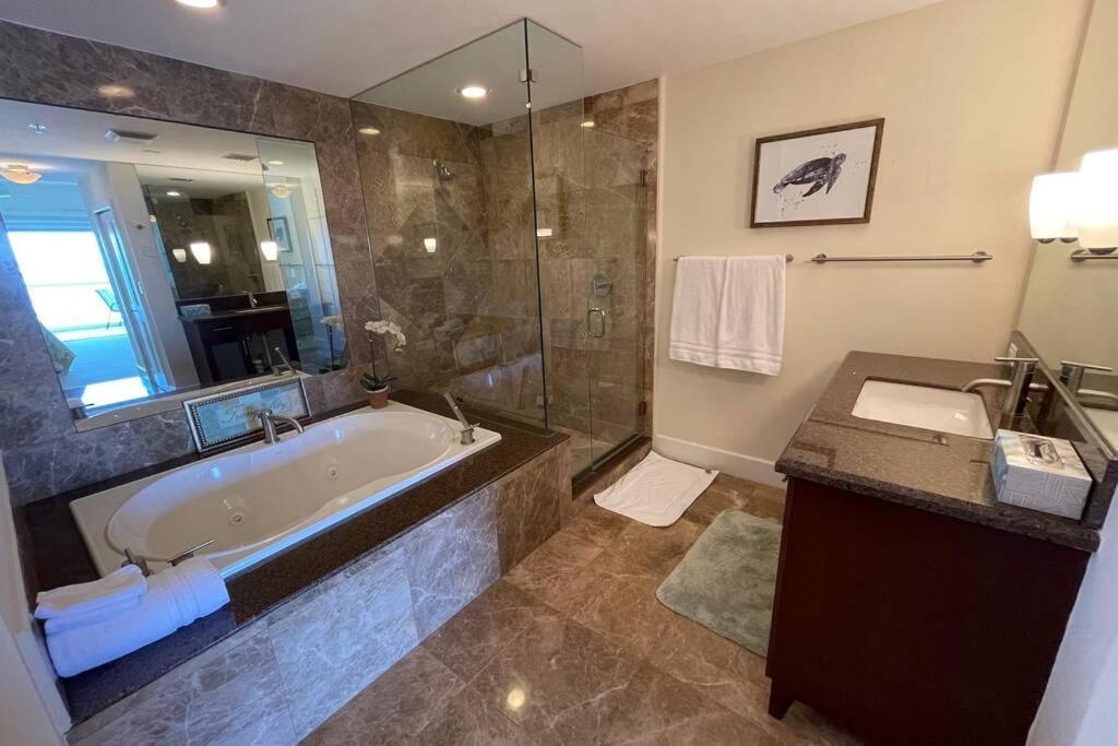 Licensed Mgr - Luxury Vip Penthouse Suite - Offers Resorts Best Panoramic Ocean Views! Key Largo Exterior photo